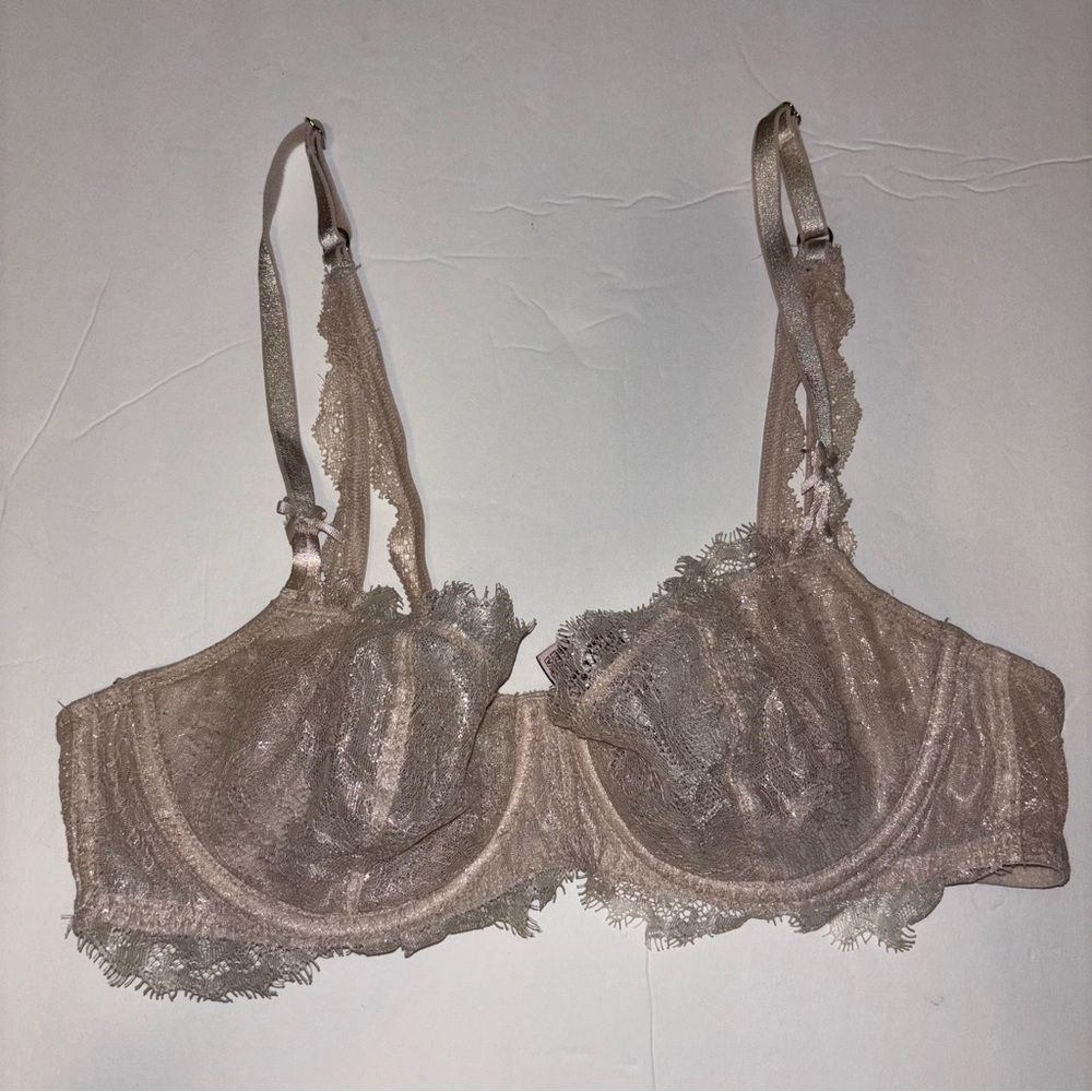 Victoria's Secret Dream Angels Push Up Bra 34C Nude Gold